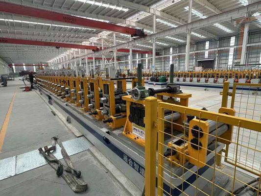 ซื้อ ไฮดรอลิก Cr12Mov สแตนเลสคอนเทนเนอร์ 40 GP สายการผลิตเทรย์เคเบิล online manufacture