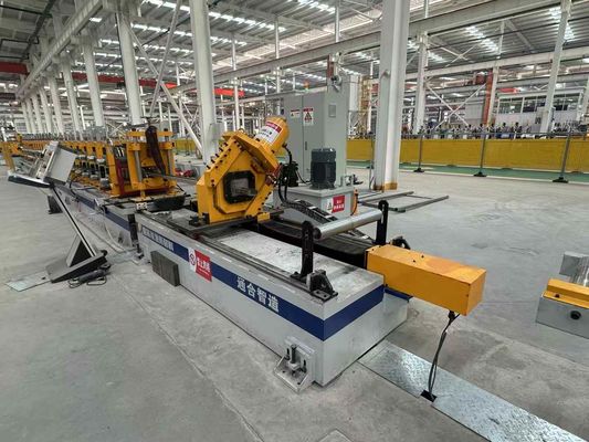 380V 50Hz แสงอาทิตย์บราคเก็ตการสร้างเครื่องจักร การทํางานง่าย พลังงานไฟฟ้า