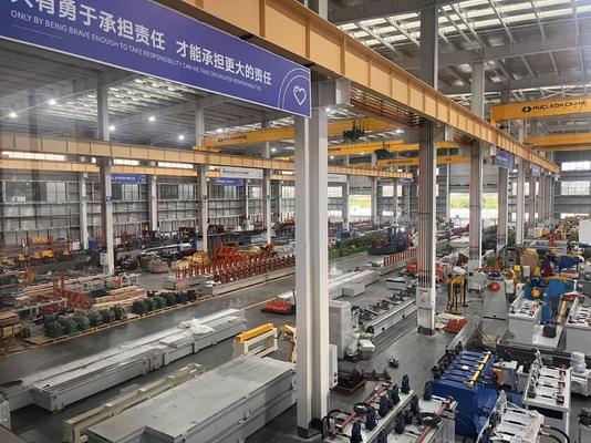 ภาคพลังงานแสงอาทิตย์ Cold Roll Former การทํางานอัตโนมัติและความเข้ากันได้อย่างสมบูรณ์แบบกับองค์ประกอบ PV