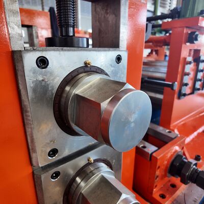 ขายเครื่องขึ้นรูปแร็คยึดอัตโนมัติ